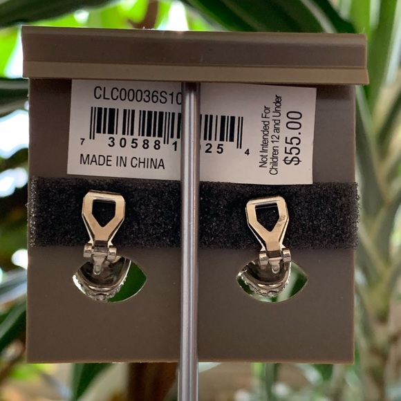 CAROLEE NEW YORK CLIP EARRINGS SILVER AND PAVÈ STONE EARRINGS NEW ON BOARD - Picture 5 of 10